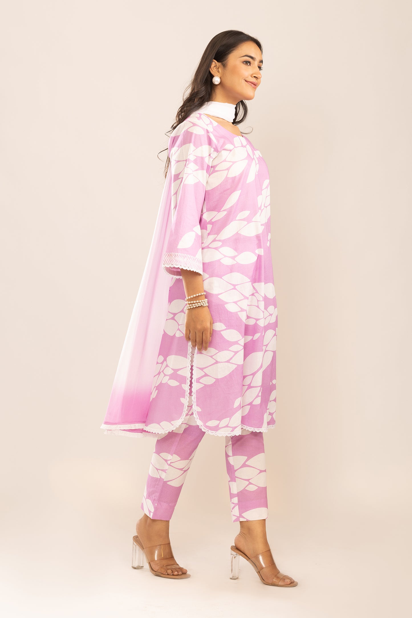 MARSHMALLOW SUIT SET
