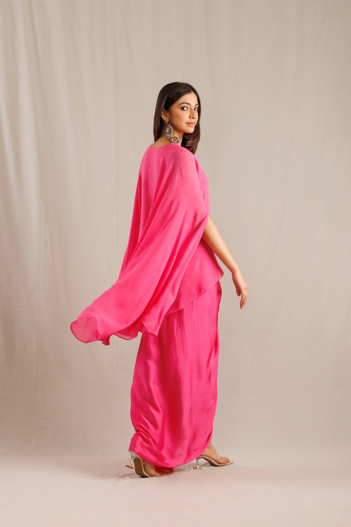 Flamingo Cape with Lungi