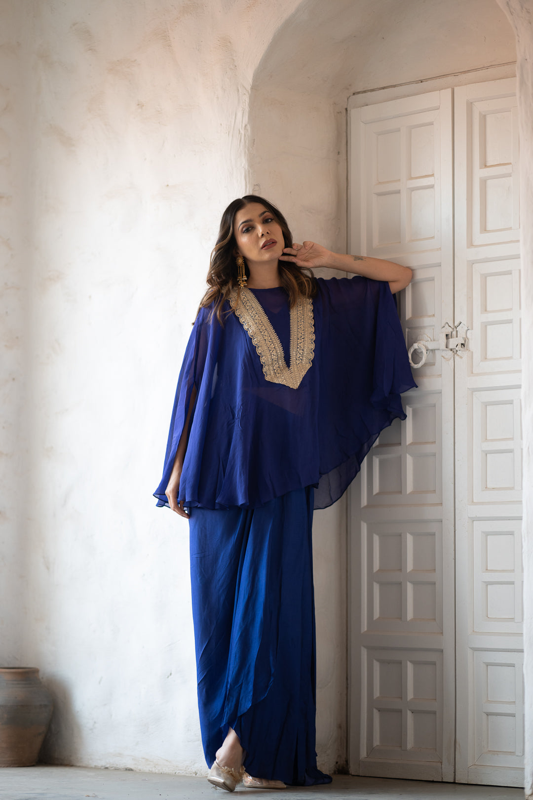 Neelam Chic Cape & Lungi