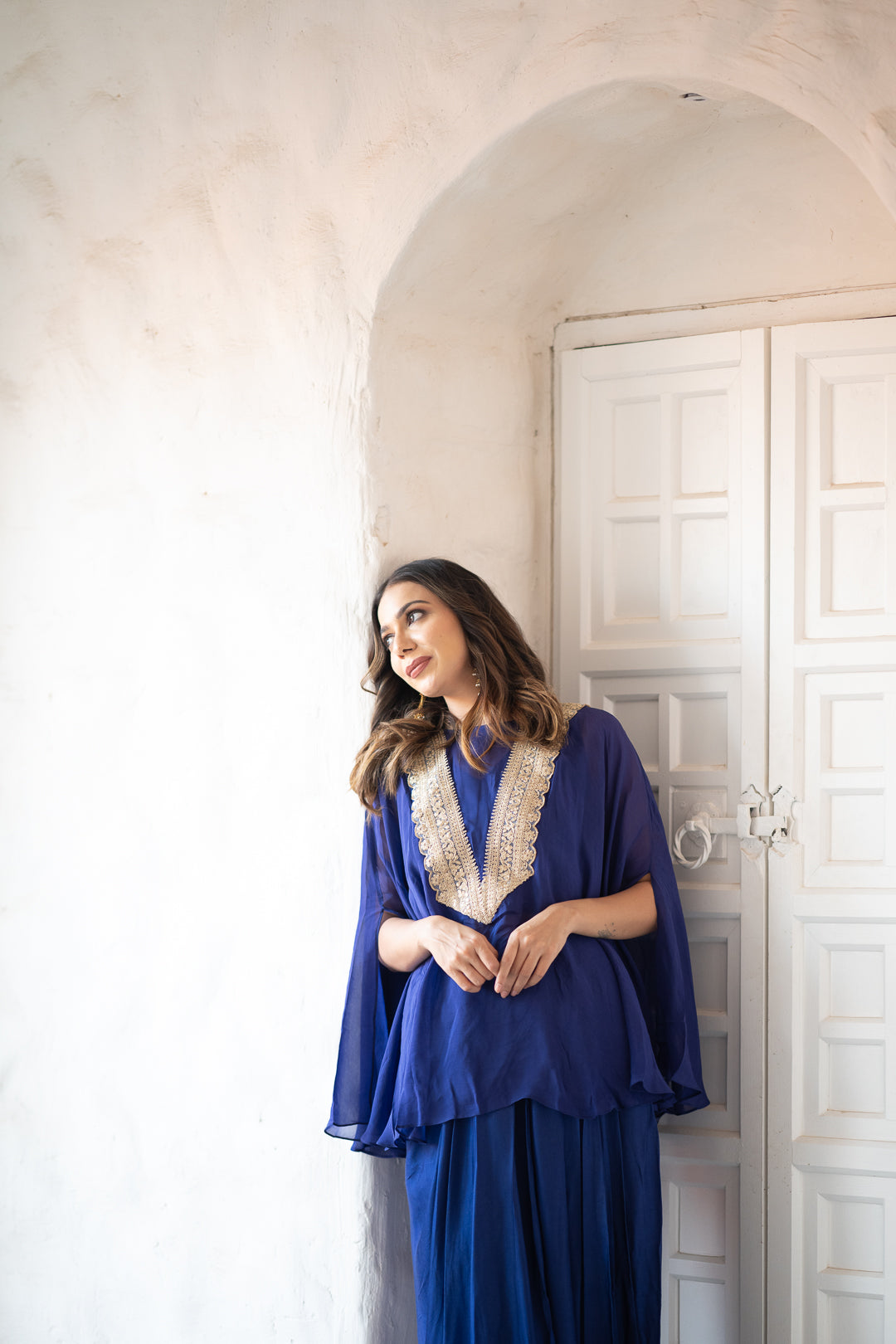 Neelam Chic Cape & Lungi