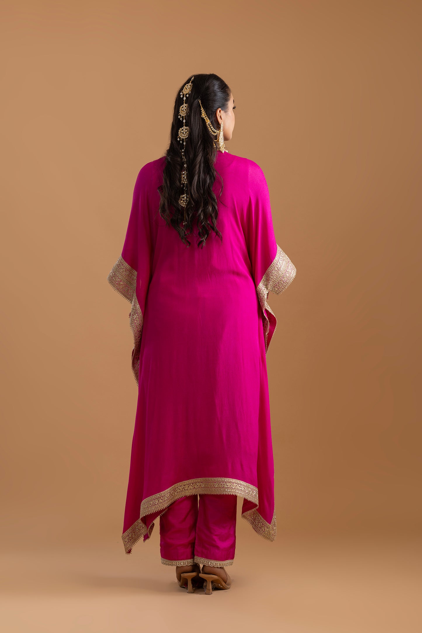 Akarshini Kaftan With Sleek Pants