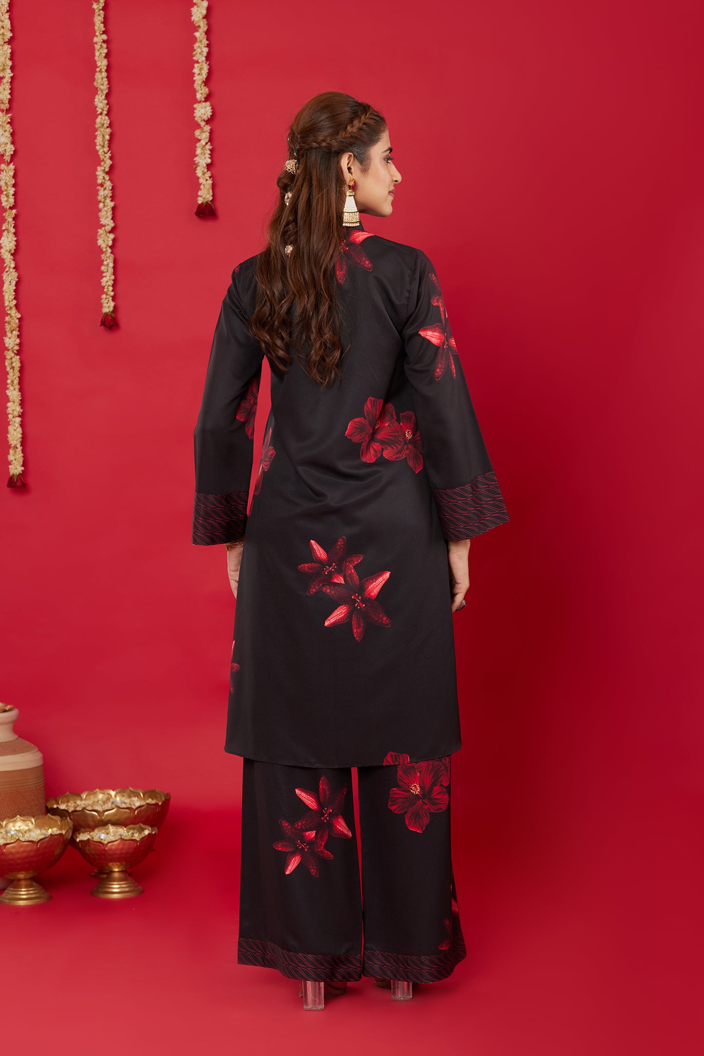 RAAT RANI ROUND- CUT KURTA, PALAZZO